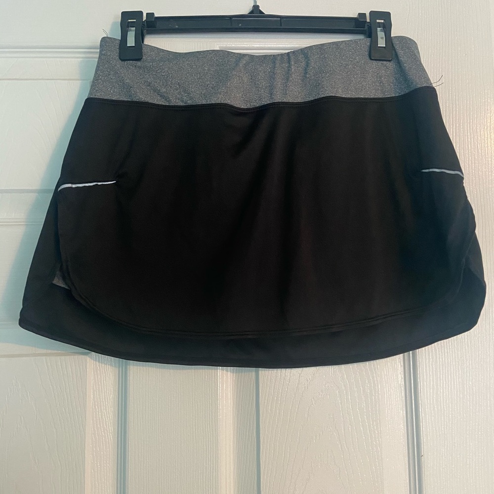 Athletic skirt/skort